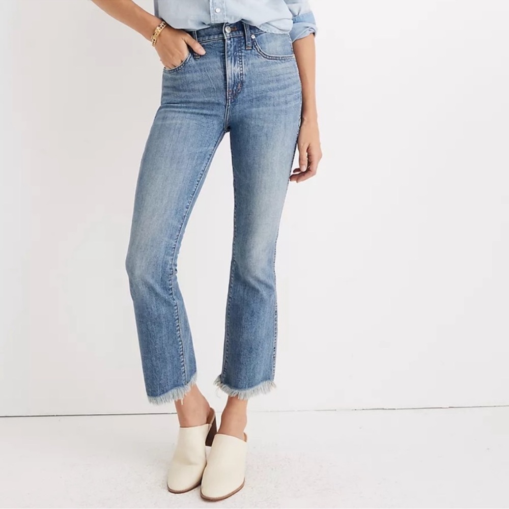 Madewell Cali Demi Boot Cut Mid Rise Blue Jean Women’s Size 28 Tall